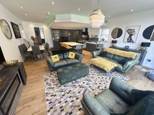 Photo 49- click for photo gallery